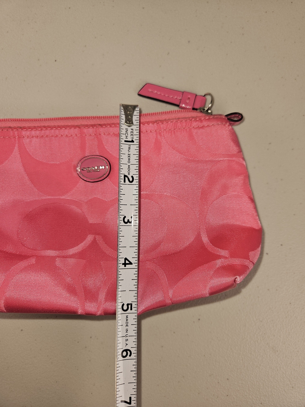Coach Pink Signature C Cosmetic Makeup Pouch Bag Zippered Top Wristlet - Picture 8 of 11